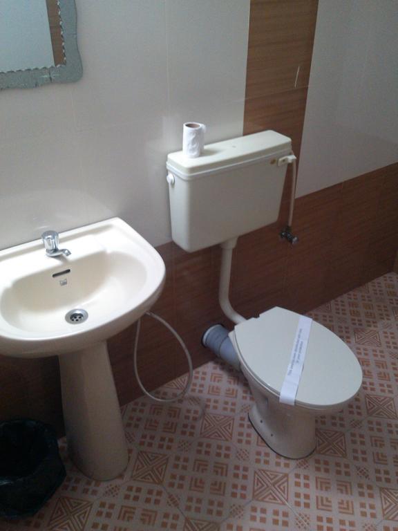 วิว ไฮต์ รีสอร์ต Hotel โกวาลัม ภายนอก รูปภาพ